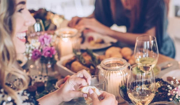 Κάνεις δίαιτα; Ίσως έγινες κουραστική με το φαγητό και το μέτρημα θερμίδων (λένε οι φίλες σου)