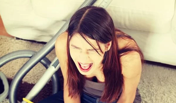 Αυτά είναι τα 20 πράγματα που πρέπει να πετάξεις για να είσαι ΠΙΟ ΥΓΙΗΣ στο σπίτι