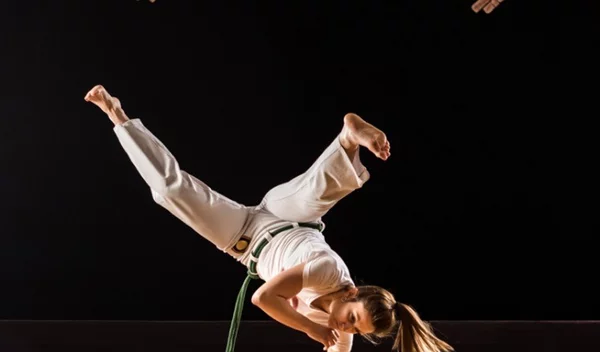 Shape Tested: Ιδού τι μου έμαθε η capoeira (θα γυμναστείς και δε θα βαρεθείς ποτέ)