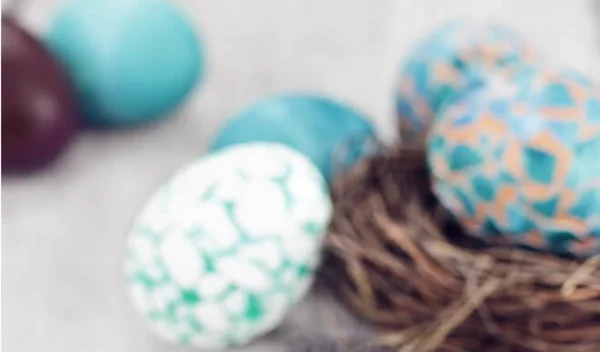 Πασχαλινά αυγά Μίνιονς για τα παιδιά και αυγά- μωσαϊκό για τους γονείς