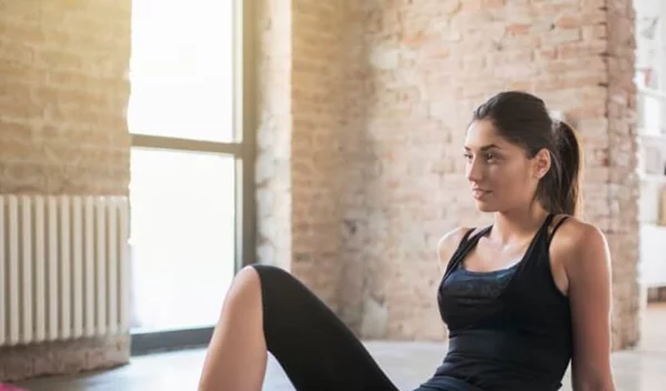 Οι καλύτερες ασκήσεις για το foam roller: Ένα μικρό πρόγραμμα με roller για να το συνηθίσεις