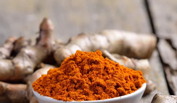 Kουρκουμάς! Δες γιατί πρέπει να τον εντάξεις στη διατροφή σου