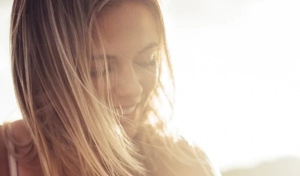 4 μυστικά για την καλοκαιρινή περιποίηση του προσώπου σου