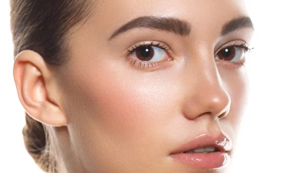 5 φυσικοί τρόποι για την αντιμετώπιση της ακμής