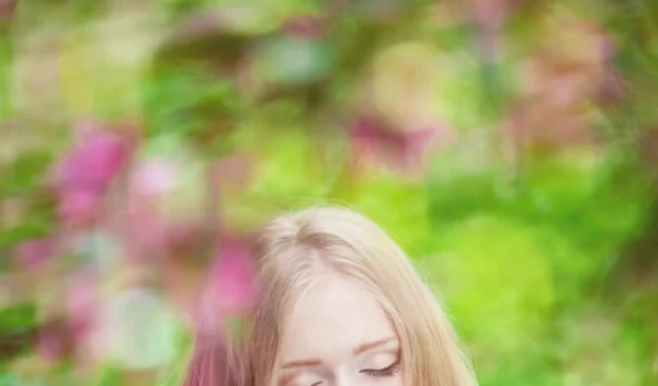 Τα 11 καλύτερα αφεψήματα βοτάνων και τα οφέλη τους για την υγεία!