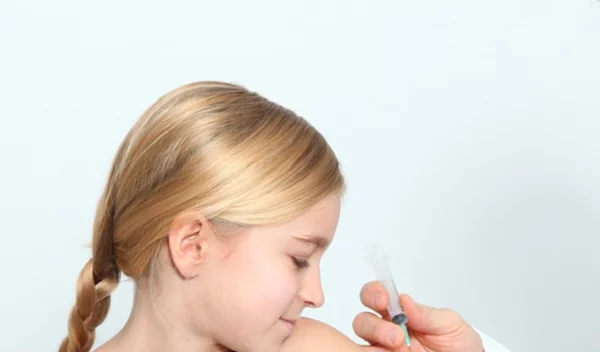 Όσα πρέπει να γνωρίζεις για την εποχική γρίπη και τον εμβολιασμό σύμφωνα με το Υπουργείο Υγείας