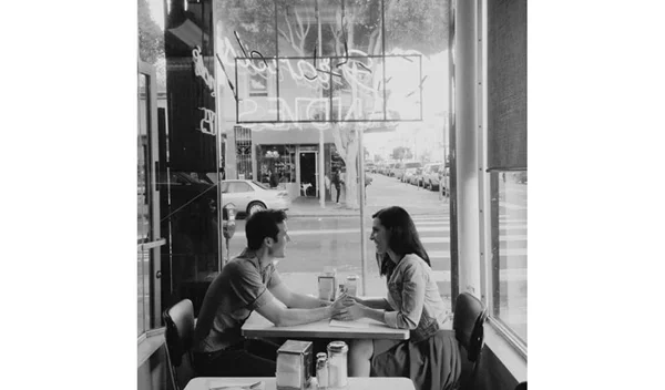 Πώς θα τον κάνεις να σε ερωτευτεί με 3 δοκιμασμένους τρόπους