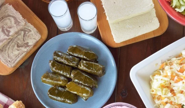 Τι να φάω την Καθαρά Δευτέρα; Δες πώς θα γεμίσεις το πιάτο σου με τις συμβουλές της διαιτολόγου