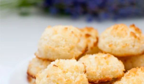 Light συνταγή: Μπισκότα χωρίς ζάχαρη, χωρίς αλεύρι, χωρίς ψήσιμο (με αμύγδαλα, ταχίνι και ηλιόσπορο)!