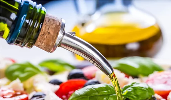 Η μεσογειακή διατροφή κάνει την «καλή» χοληστερίνη ακόμη πιο καλή για την καρδιά