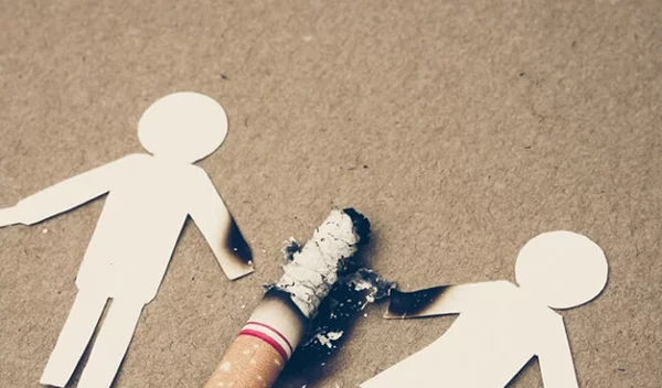 Τι θα γινόταν στην Ελλάδα αν είχαμε καθολική ΑΠΑΓΟΡΕΥΣΗ καπνίσματος;