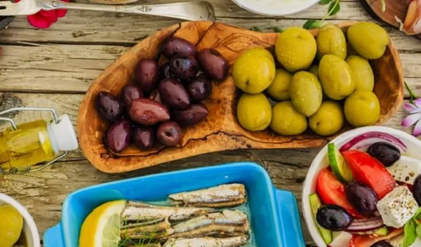 Να γιατί η μεσογειακή διατροφή είναι η καλύτερη διατροφή στον κόσμο για τις γυναίκες