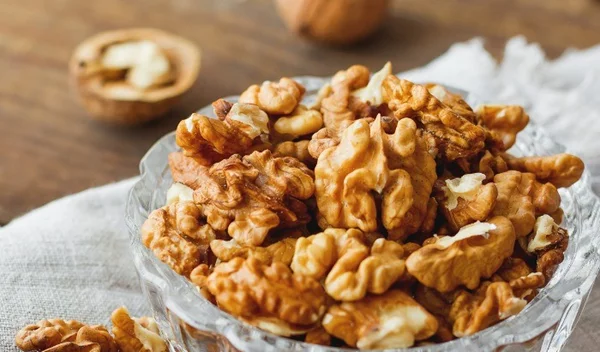 Πόσα οφέλη έχουν τα καρύδια; Ο καρπός που πρέπει να τρως κάθε μέρα και οι θερμίδες