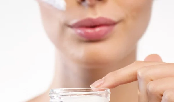 Καλοκαίρι 2020: Τα καλύτερα αντηλιακά προσώπου