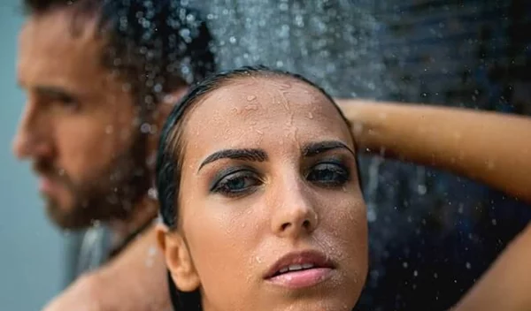 Πόσο καλό κάνουν στο σώμα τα κρύα ντους