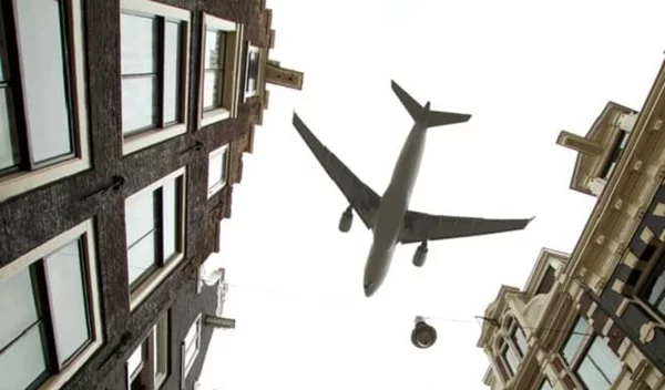 O θόρυβος από τα αεροπλάνα  αυξάνει τον κίνδυνο υπέρτασης και εγκεφαλικού!