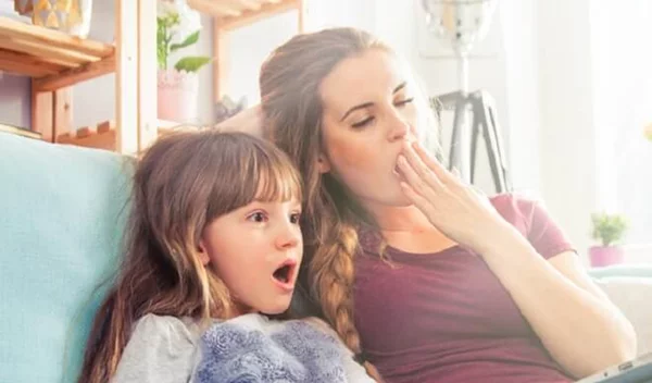 Πώς προστατεύεται η εξαρτημένη γυναίκα και το παιδί της