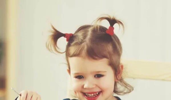 Τι τρώνε τα παιδιά των διαιτολόγων: Ιδού τι τρώει η 2 ετών κόρη της Κλειώς Δημητριάδου