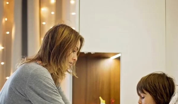 "Είμαι κι εγώ μη εργαζόμενη μαμά! Να τι έχω μάθει αυτά τα 9 χρόνια που είμαι μαμά στο σπίτι"