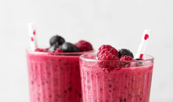 Πώς να φτιάξω σωστά ένα υγιεινό σμούθι; Όλα τα βήματα και μερικές εύκολες συνταγές