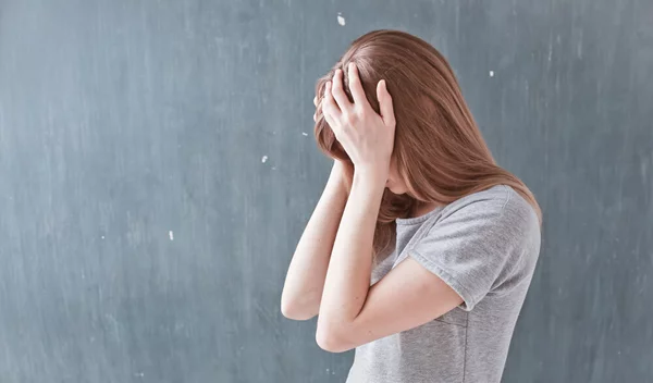 Αρνητικές σκέψεις και φοβίες: 10 συμβουλές από την ψυχολόγο για να τις διαχειριστούμε