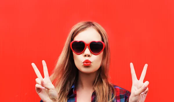 Τι ρωτούν οι φίλες της την life coach; Η δρ Νάνσυ Μαλλέρου απαντά