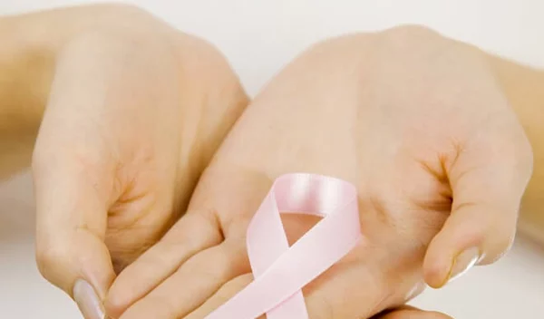 Δωρεάν κλινικός ελέγχος μαστού στο μετρό Συντάγματος