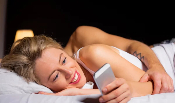 Αιτίες απιστίας: Οι λόγοι που απατάς και η άποψη της ψυχολόγου