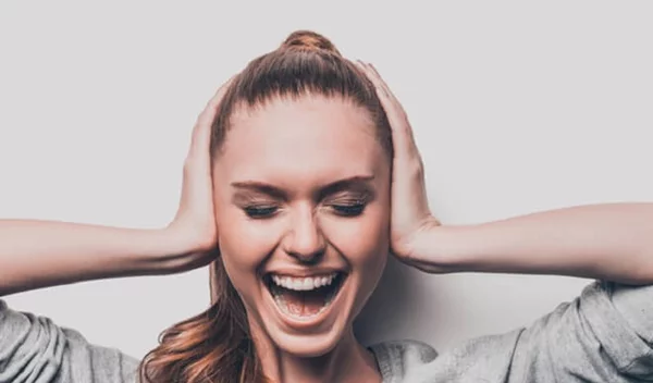 Πώς να κάνω αλογοουρά με όγκο; 3 πανεύκολα τρικ ακόμα κι αν δεν έχεις πλούσια μαλλιά!