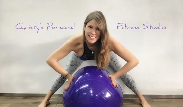 Βίντεο: Ασκήσεις με μπάλα για όλο το σώμα από τη Χριστίνα Μαυρίδου