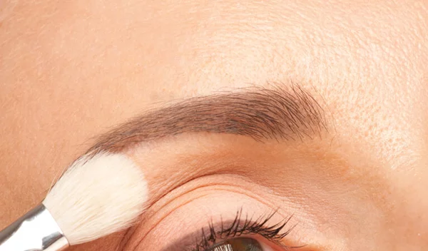 3 tips που δεν ήξερες για τέλειο μακιγιάζ ματιών από τον make up artist