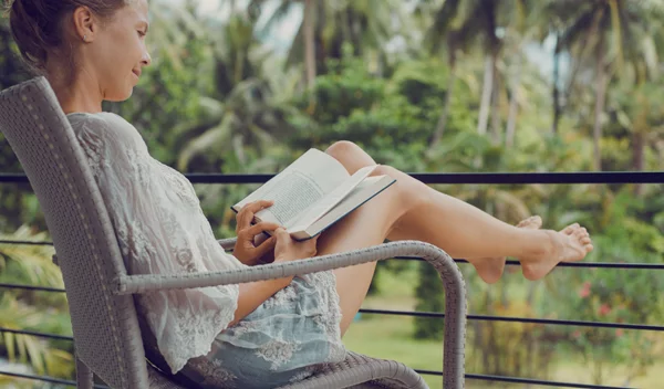 5 κινήσεις που κάνουν οι επιτυχημένες γυναίκες πριν τον ύπνο