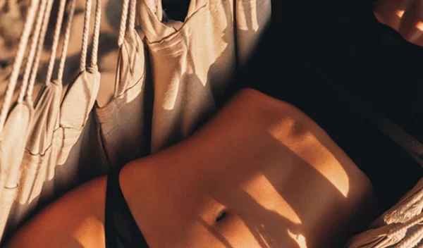 Πώς θα αποκτήσω γραμμωμένη κοιλιά; Με ΑΥΤΗ τη φανταστική άσκηση της Tracy Anderson