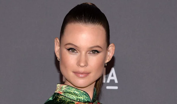 Behati Prinsloo: Το σώμα του «αγγέλου» της Victoria's Secret δύο εβδομάδες μετά τη γέννα