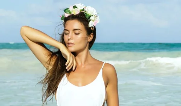 Περιποίηση σώματος: Οι στρατηγικές φροντίδας που χρειάζεσαι τώρα για κυτταρίτιδα, λάμψη, τοξίνες, ρυτίδες