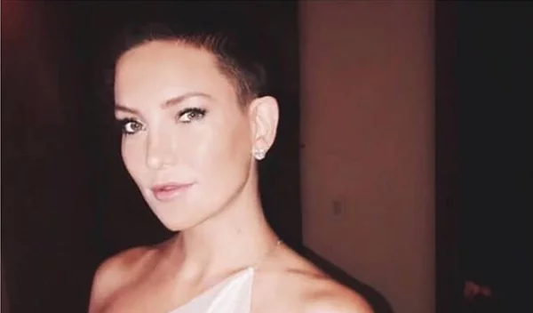 H Kate Hudson είναι έγκυος για τρίτη φορά κι έκανε μια epic αποκάλυψη