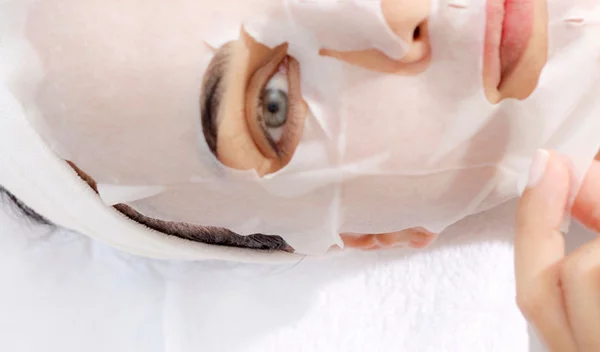 Καμία μάσκα προσώπου δεν θα έχει αποτέλεσμα αν δε γνωρίζεις αυτά!