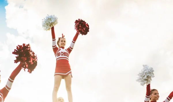 Θέλεις δυνατό κορμί μαζορέτας; Δοκίμασε αυτή την αερόβια χορογραφία για cheerleading