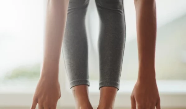 Low impact άσκηση: Τα προγράμματα χαμηλής πρόσκρουσης και πότε να τα επιλέξεις (αν θες γράμμωση, απώλεια βάρους ή ευλυγισία;)