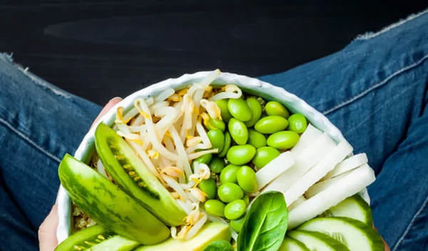 4 ιδέες για μεσημεριανό στο γραφείο χαμηλό σε θερμίδες και σούπερ χορταστικό