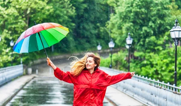 Πονάει ο λαιμός σου; Η «φυσική» απάντηση!