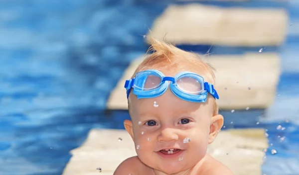 Όσα πρέπει να γνωρίζεις για το το baby swimming