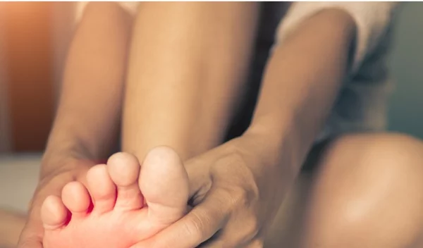 Ενοχλήσεις στα πόδια; Κάλοι και φουσκάλες; Έτσι θα απαλλαγείς!