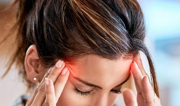 Τι να κάνεις για την ημικρανία; Δοκίμασε αυτές τις τρεις απλές κινήσεις