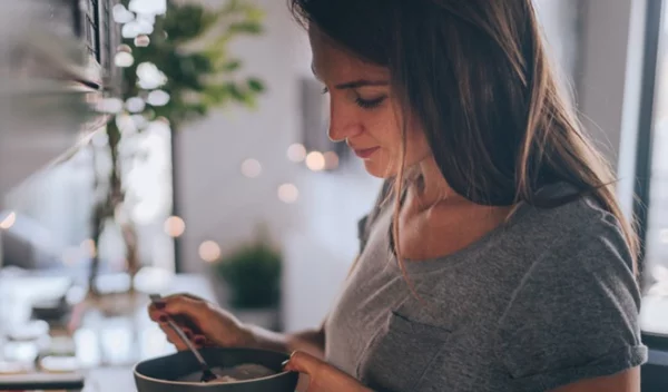 Πώς θα χάσω κιλά μέχρι τις γιορτές; Mε αυτά τα εύκολα διατροφικά tips!