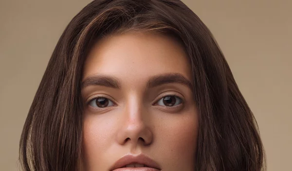 Οι 12 top αποχρώσεις για καστανά μαλλιά