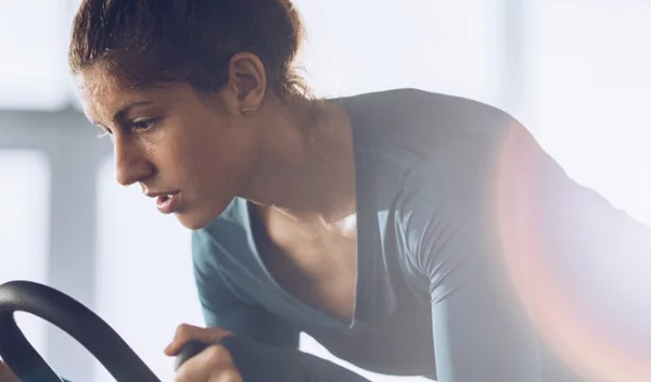 Μούδιασμα στον καβάλο μετά το ποδήλατο; Τι είναι; Ο ειδικός απαντά