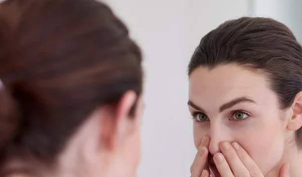 Οι 10 SOS κανόνες περιποίησης και διατροφής για όμορφο, λαμπερό δέρμα