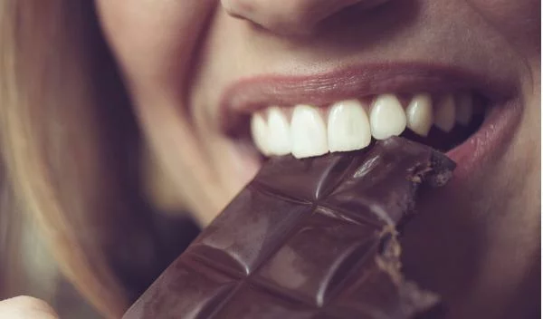 Πώς θα τρως σοκολάτα όταν είσαι σε πρόγραμμα διατροφής