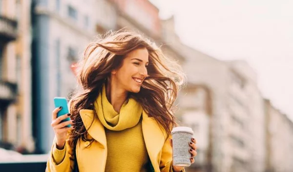 Ποια ρούχα αδυνατίζουν; Τα έξυπνα τρικ μόδας για ωραίο σώμα ΧΩΡΙΣ δίαιτα